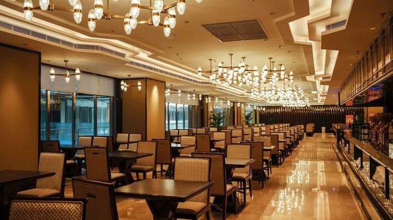 <b>Wyndham Grand Tongren Downtown Restaurant</b>. Images powered by <a href="https://iceportal.shijigroup.com/" title="IcePortal" target="_blank">IcePortal</a>.