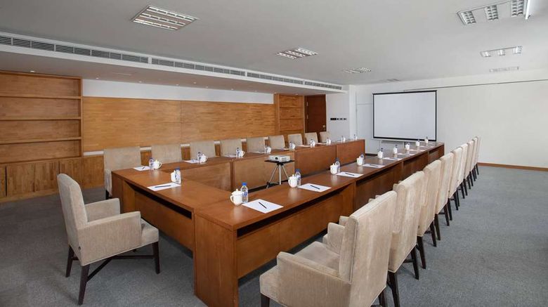 <b>Days Hotel by Wyndham Railway Station Meeting</b>. Images powered by <a href="https://iceportal.shijigroup.com/" title="IcePortal" target="_blank">IcePortal</a>.