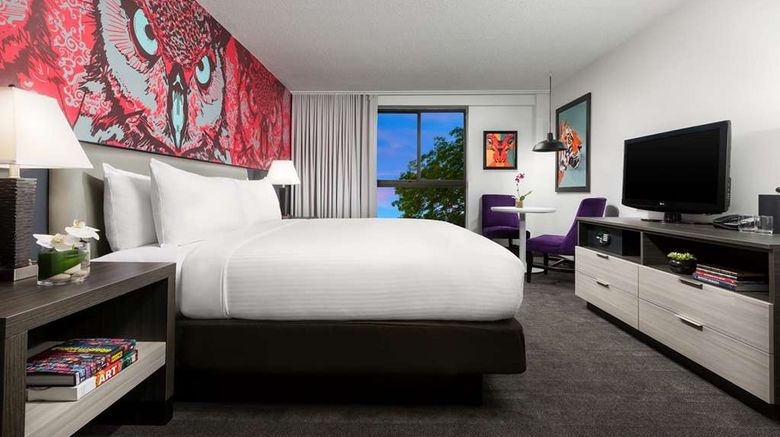<b>Studio Allston Hotel Room</b>. Images powered by <a href="https://iceportal.shijigroup.com/" title="IcePortal" target="_blank">IcePortal</a>.