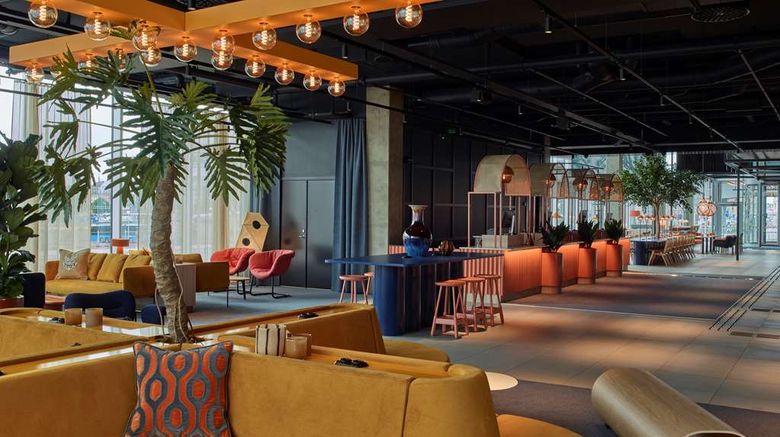 <b>Scandic Goteborg Central Lobby</b>. Images powered by <a href="https://iceportal.shijigroup.com/" title="IcePortal" target="_blank">IcePortal</a>.