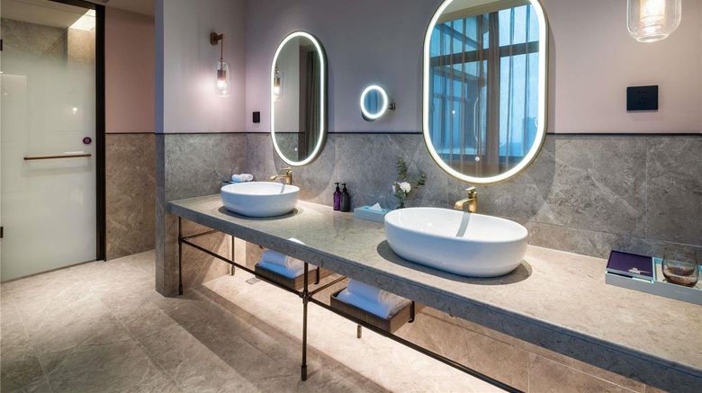 <b>Mercure Changshu Riverside Room</b>. Images powered by <a href="https://iceportal.shijigroup.com/" title="IcePortal" target="_blank">IcePortal</a>.