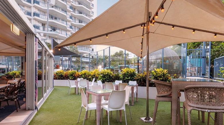 <b>Club Wyndham Kirra Beach Trademark Coll Restaurant</b>. Images powered by <a href="https://iceportal.shijigroup.com/" title="IcePortal" target="_blank">IcePortal</a>.