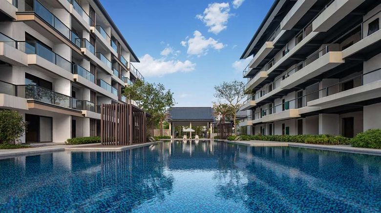 <b>Ramada by Wyndham Guilin Yangshuo Resort Pool</b>. Images powered by <a href="https://iceportal.shijigroup.com/" title="IcePortal" target="_blank">IcePortal</a>.