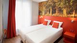 Hotel Les Jardins de Montmartre Room