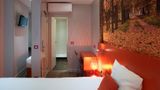 Hotel Les Jardins de Montmartre Room