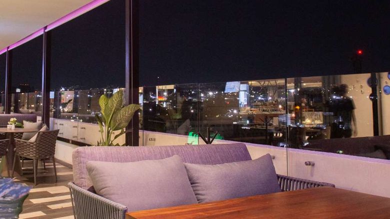 <b>HS Hotsson Hotel CDMX Condesa Sur Restaurant</b>. Images powered by <a href="https://iceportal.shijigroup.com/" title="IcePortal" target="_blank">IcePortal</a>.
