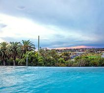 Bridgeport Hotel Pool