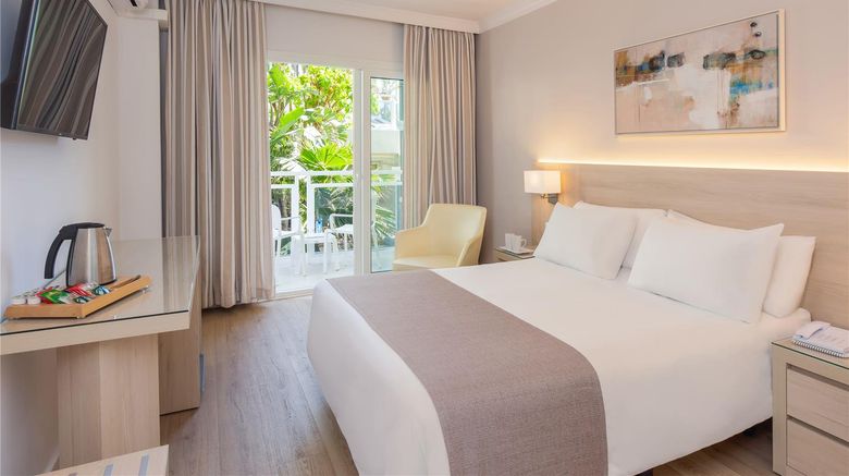 <b>Las Arenas Hotel Benalmadena Room</b>. Images powered by <a href="https://iceportal.shijigroup.com/" title="IcePortal" target="_blank">IcePortal</a>.