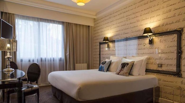 <b>Hotel Albert 1er Rueil-Malmaison Room</b>. Images powered by <a href="https://iceportal.shijigroup.com/" title="IcePortal" target="_blank">IcePortal</a>.