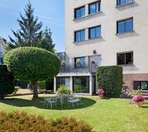 Hotel Albert 1er Rueil-Malmaison Exterior