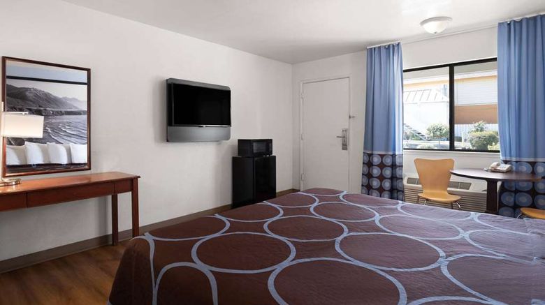 <b>Super 8 by Wyndham Dunnigan Room</b>. Images powered by <a href="https://iceportal.shijigroup.com/" title="IcePortal" target="_blank">IcePortal</a>.