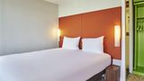 <b>Greet Versailles-Voisins Le Bretonneux Room</b>. Images powered by <a href="https://iceportal.shijigroup.com/" title="IcePortal" target="_blank">IcePortal</a>.