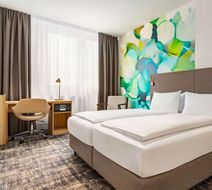 Wyndham Garden Munich Messe Room