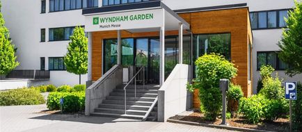 Wyndham Garden Munich Messe Exterior