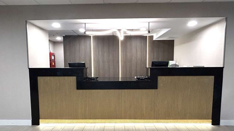 <b>Best Western Plus Meadowlands Lobby</b>. Images powered by <a href="https://iceportal.shijigroup.com/" title="IcePortal" target="_blank">IcePortal</a>.