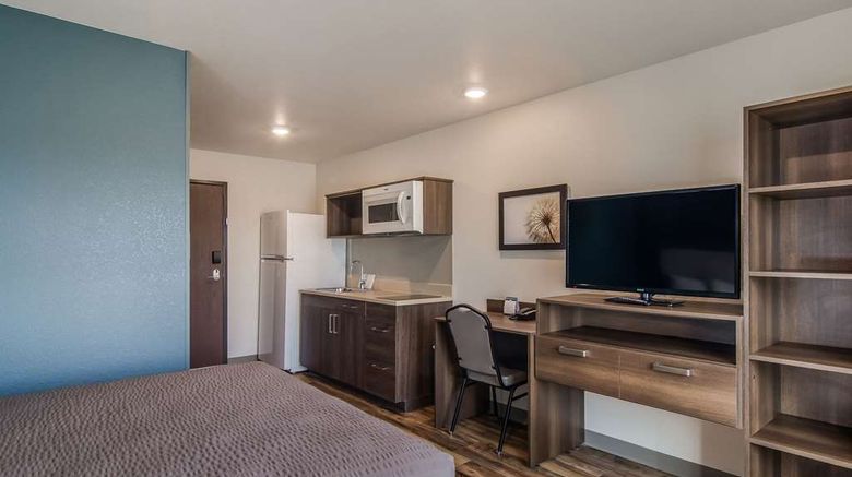 <b>WoodSpring Suites Broomfield-Westminster Suite</b>. Images powered by <a href="https://iceportal.shijigroup.com/" title="IcePortal" target="_blank">IcePortal</a>.