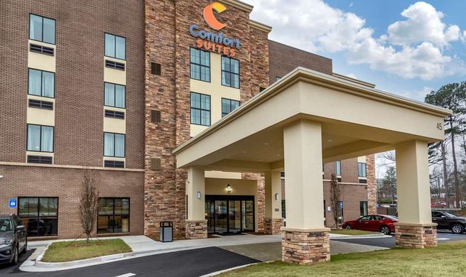 Comfort Suites Newnan Exterior