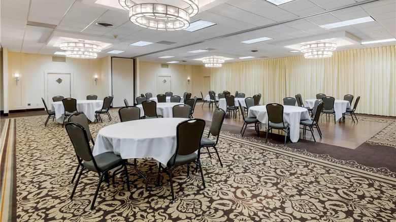 <b>Clarion Inn Elmira Meeting</b>. Images powered by <a href="https://iceportal.shijigroup.com/" title="IcePortal" target="_blank">IcePortal</a>.