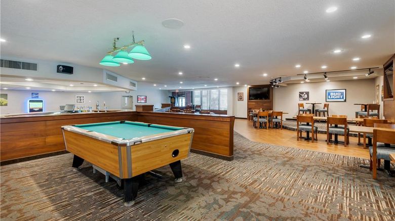 <b>Clarion Inn Elmira Restaurant</b>. Images powered by <a href="https://iceportal.shijigroup.com/" title="IcePortal" target="_blank">IcePortal</a>.