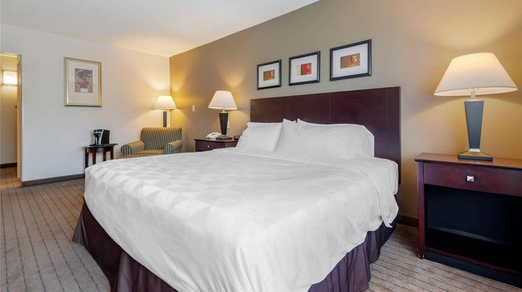 Clarion Inn Elmira Room