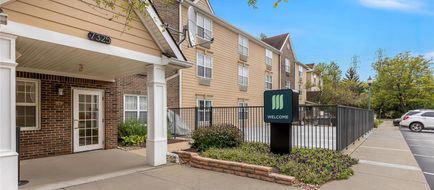 MainStay Suites Exterior