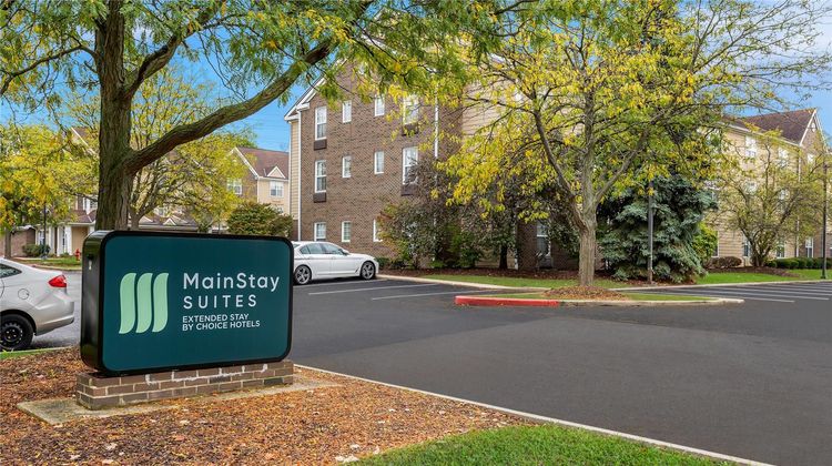 MainStay Suites Exterior
