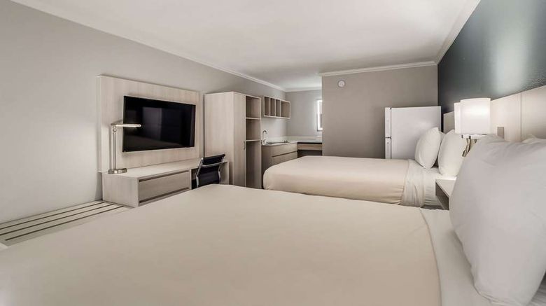 <b>MainStay Suites Florence Room</b>. Images powered by <a href="https://iceportal.shijigroup.com/" title="IcePortal" target="_blank">IcePortal</a>.