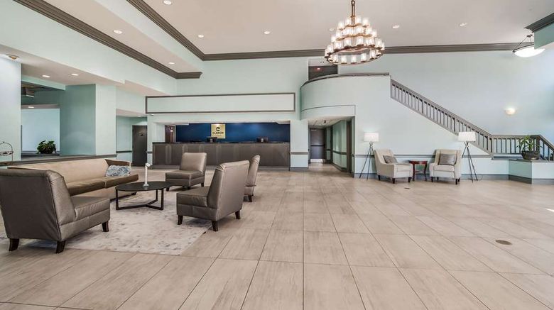 <b>MainStay Suites Florence Lobby</b>. Images powered by <a href="https://iceportal.shijigroup.com/" title="IcePortal" target="_blank">IcePortal</a>.