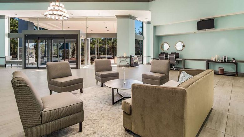 <b>MainStay Suites Florence Lobby</b>. Images powered by <a href="https://iceportal.shijigroup.com/" title="IcePortal" target="_blank">IcePortal</a>.