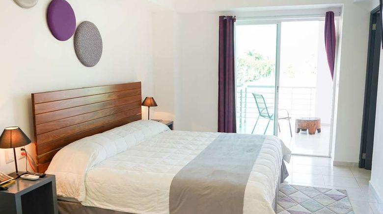 <b>TRYP by Wyndham Chetumal Suite</b>. Images powered by <a href="https://iceportal.shijigroup.com/" title="IcePortal" target="_blank">IcePortal</a>.