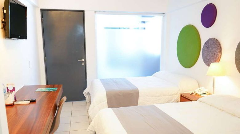 <b>TRYP by Wyndham Chetumal Room</b>. Images powered by <a href="https://iceportal.shijigroup.com/" title="IcePortal" target="_blank">IcePortal</a>.