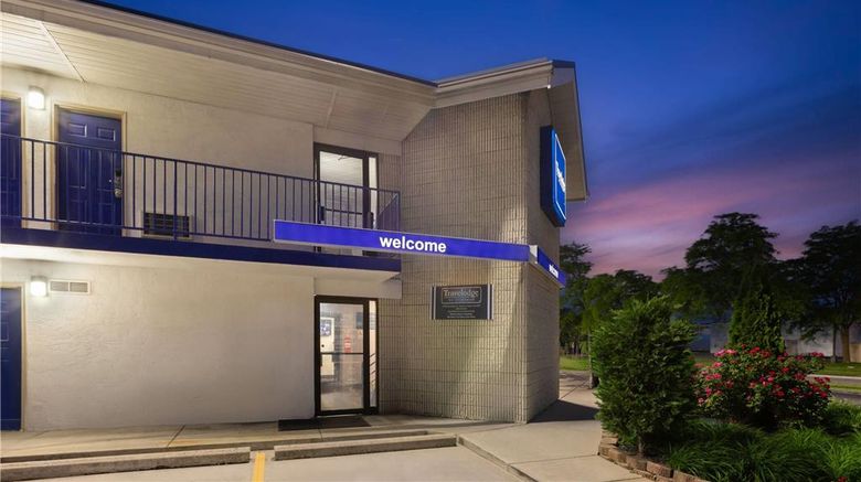 Travelodge by Wyndham Madison Heights Exterior. Images powered by <a href="https://iceportal.shijigroup.com" target="_blank" rel="noopener">Ice Portal</a>.