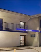 Travelodge by Wyndham Madison Heights