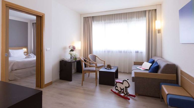 <b>Living Place Hotel Bologna Suite</b>. Images powered by <a href="https://iceportal.shijigroup.com/" title="IcePortal" target="_blank">IcePortal</a>.