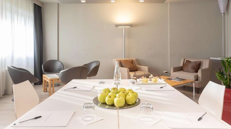 <b>Living Place Hotel Bologna Meeting</b>. Images powered by <a href="https://iceportal.shijigroup.com/" title="IcePortal" target="_blank">IcePortal</a>.