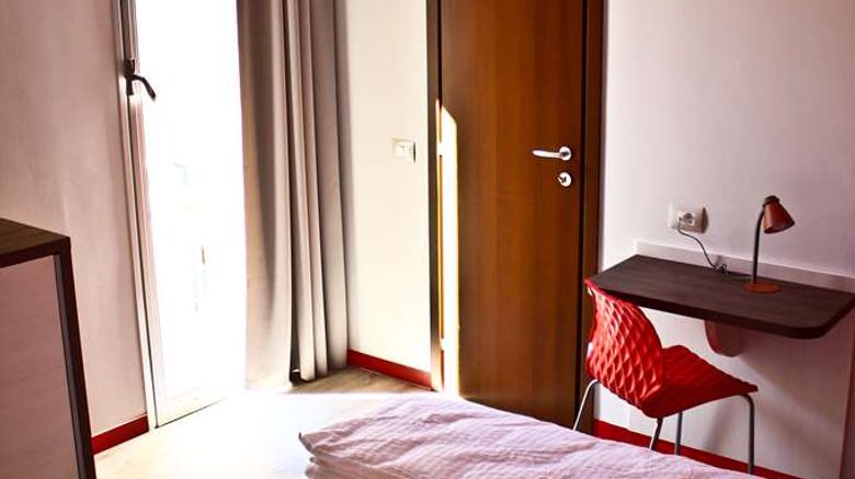 <b>Sure Hotel by Best Western Nologo Room</b>. Images powered by <a href="https://iceportal.shijigroup.com/" title="IcePortal" target="_blank">IcePortal</a>.