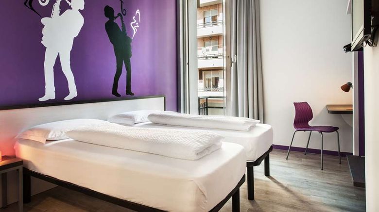 <b>Sure Hotel by Best Western Nologo Room</b>. Images powered by <a href="https://iceportal.shijigroup.com/" title="IcePortal" target="_blank">IcePortal</a>.