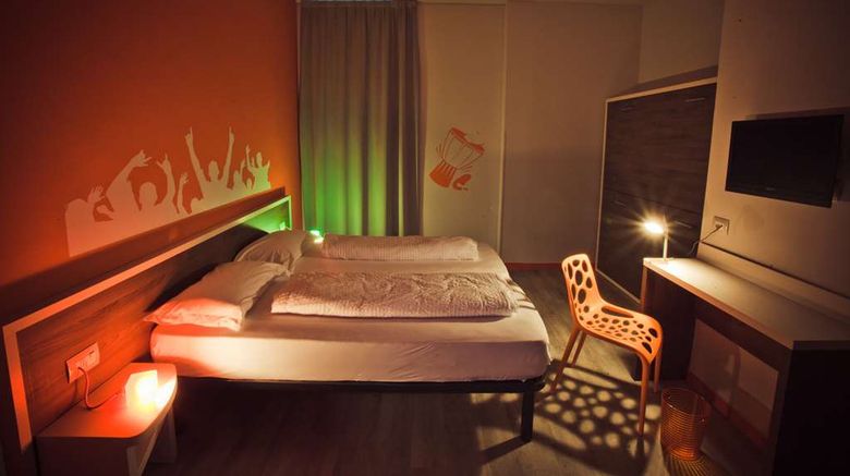 <b>Sure Hotel by Best Western Nologo Room</b>. Images powered by <a href="https://iceportal.shijigroup.com/" title="IcePortal" target="_blank">IcePortal</a>.