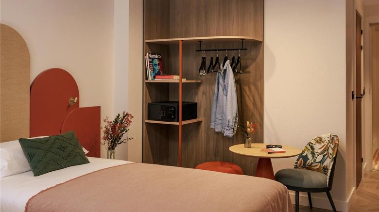 <b>Ibis Styles Sevilla Santa Justa Room</b>. Images powered by <a href="https://iceportal.shijigroup.com/" title="IcePortal" target="_blank">IcePortal</a>.