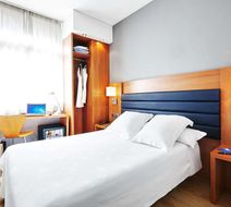 Barcelona Century Hotel Room