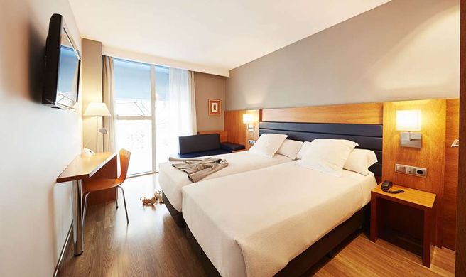 Barcelona Century Hotel Room