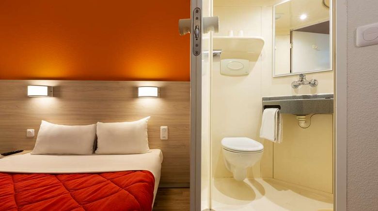 <b>Hotel Premiere Classe Nantes Ouest Room</b>. Images powered by <a href="https://iceportal.shijigroup.com/" title="IcePortal" target="_blank">IcePortal</a>.