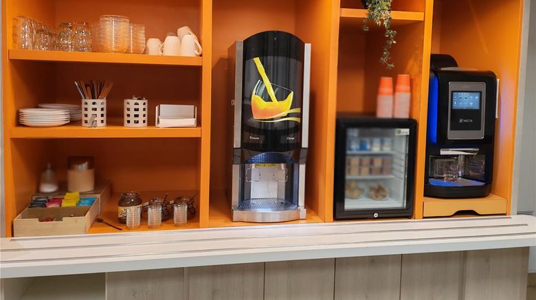 <b>Hotel Premiere Classe Nantes Ouest Restaurant</b>. Images powered by <a href="https://iceportal.shijigroup.com/" title="IcePortal" target="_blank">IcePortal</a>.