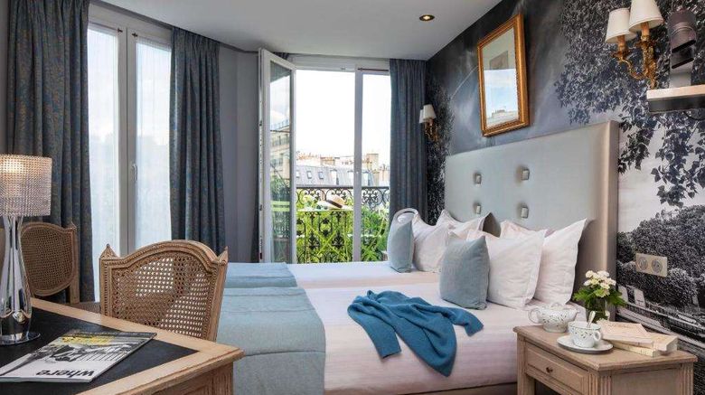 <b>Hotel Plaza Elysees Room</b>. Images powered by <a href="https://iceportal.shijigroup.com/" title="IcePortal" target="_blank">IcePortal</a>.