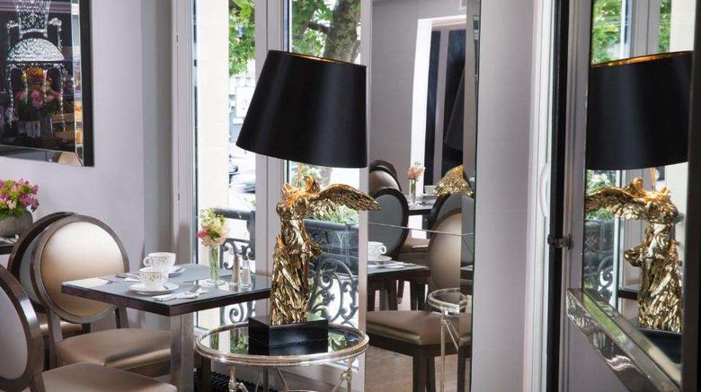 <b>Hotel Plaza Elysees Restaurant</b>. Images powered by <a href="https://iceportal.shijigroup.com/" title="IcePortal" target="_blank">IcePortal</a>.