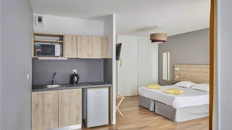 <b>Appart'hotel Odalys Aix Chartreuse Room</b>. Images powered by <a href="https://iceportal.shijigroup.com/" title="IcePortal" target="_blank">IcePortal</a>.