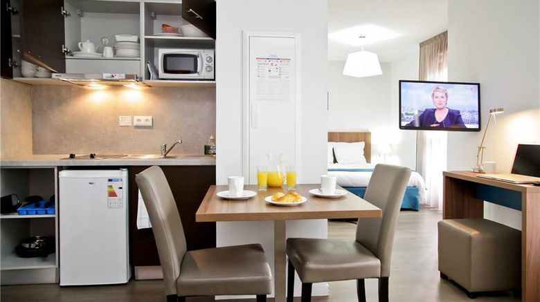 <b>Odalys Les Jardins des Lettres Tours Room</b>. Images powered by <a href="https://iceportal.shijigroup.com/" title="IcePortal" target="_blank">IcePortal</a>.