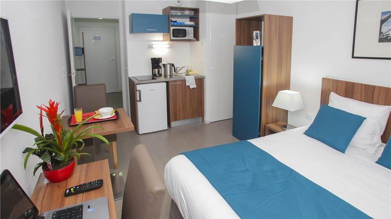 <b>Odalys Saint Jean Room</b>. Images powered by <a href="https://iceportal.shijigroup.com/" title="IcePortal" target="_blank">IcePortal</a>.