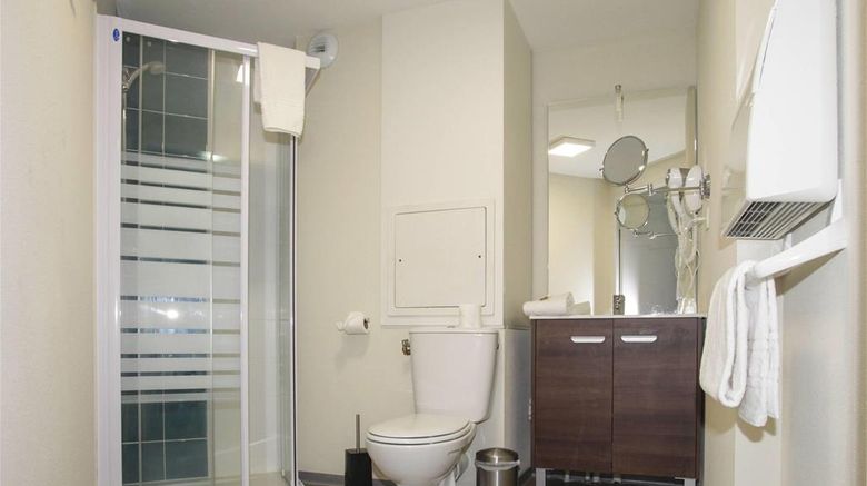 <b>Odalys Saint Jean Room</b>. Images powered by <a href="https://iceportal.shijigroup.com/" title="IcePortal" target="_blank">IcePortal</a>.