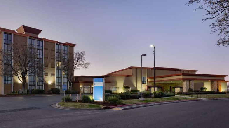 <b>Wyndham Sacramento Exterior</b>. Images powered by <a href="https://iceportal.shijigroup.com/" title="IcePortal" target="_blank">IcePortal</a>.